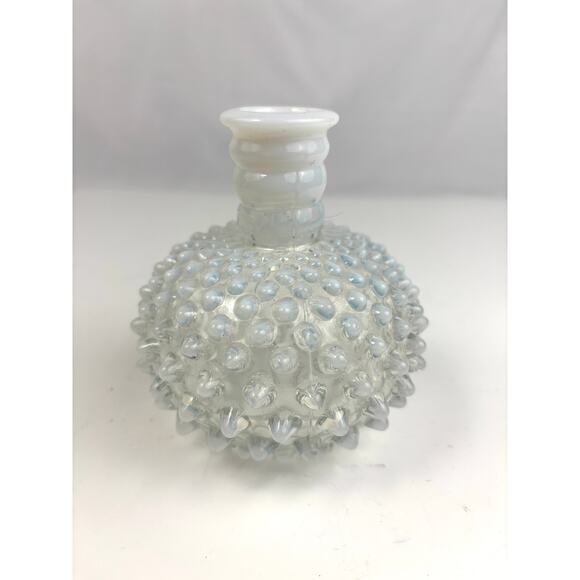 Vintage 1920s Fenton Hobnail Opalescent Glass Bud Vase – Collectible - Picture 11 of 16